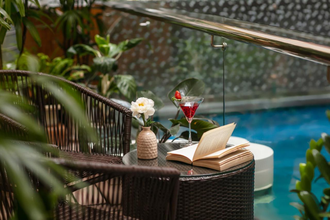 Hanoi Nostalgia Hotel & Spa Exteriör bild